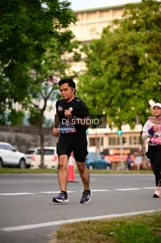 Runner Photo 4123266