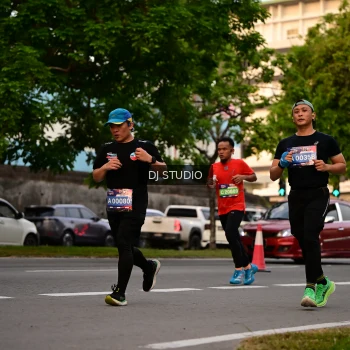 Runner Photo 4123293