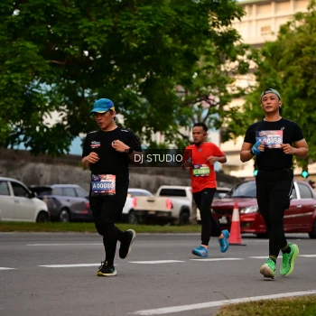 Runner Photo 4123297