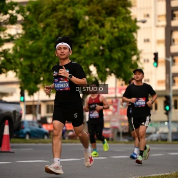 Runner Photo 4123356