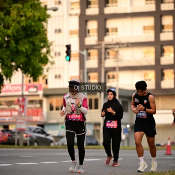 Runner Photo 4123372