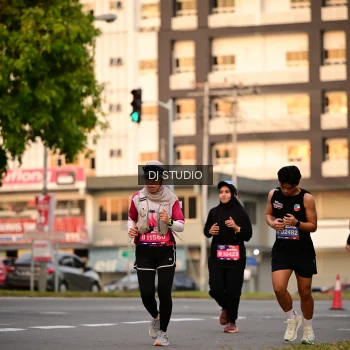 Runner Photo 4123373