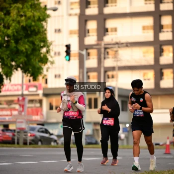 Runner Photo 4123374