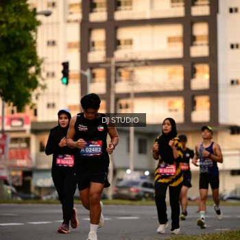 Runner Photo 4123383
