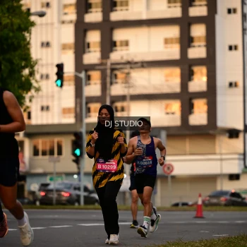 Runner Photo 4123386