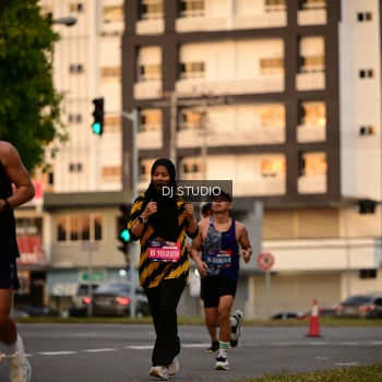 Runner Photo 4123390