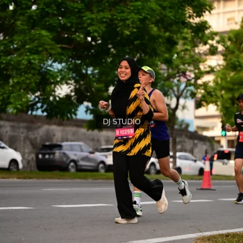 Runner Photo 4123393