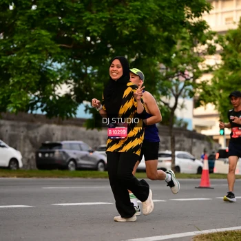 Runner Photo 4123398