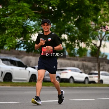 Runner Photo 4123406