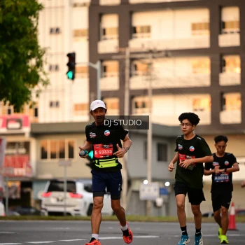 Runner Photo 4123415