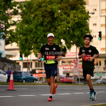 Runner Photo 4123416
