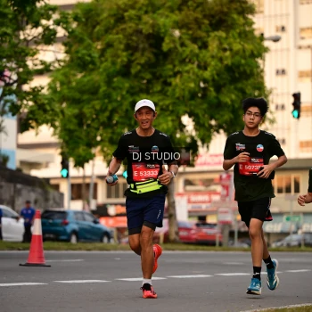 Runner Photo 4123417