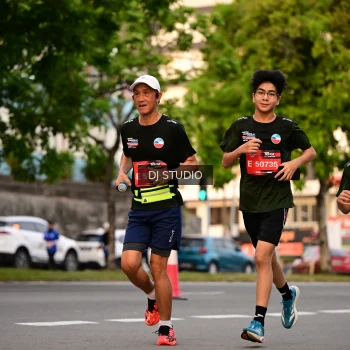 Runner Photo 4123427