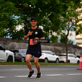 Runner Photo 4123447