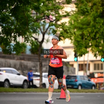Runner Photo 4123458