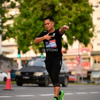 Runner Photo 4123468