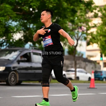 Runner Photo 4123485