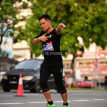 Runner Photo 4123491