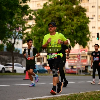 Runner Photo 4123502