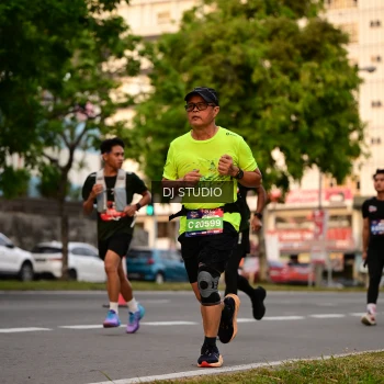 Runner Photo 4123505