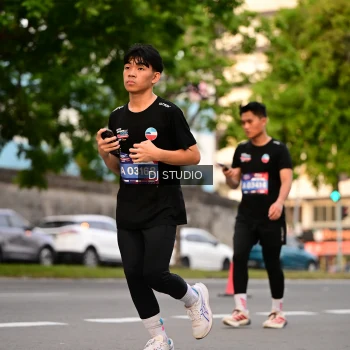 Runner Photo 4123523
