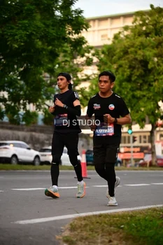 Runner Photo 4123555