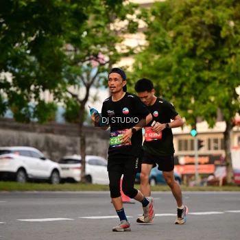 Runner Photo 4123579