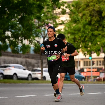 Runner Photo 4123583