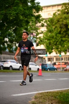 Runner Photo 4123612