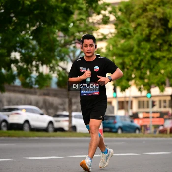 Runner Photo 4123621