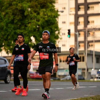 Runner Photo 4123629