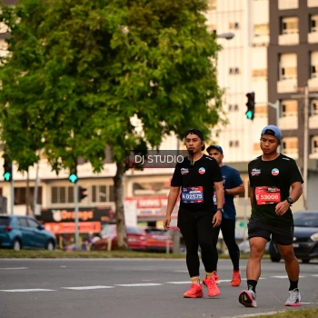 Runner Photo 4123631