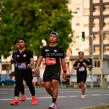 Runner Photo 4123634