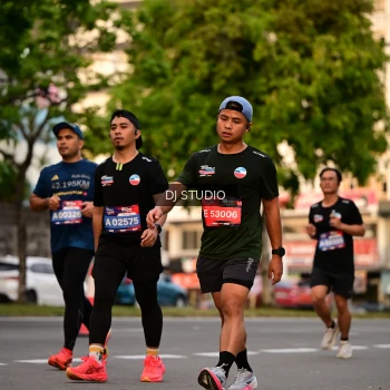 Runner Photo 4123642