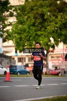 Runner Photo 4123651