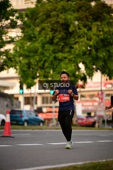 Runner Photo 4123655