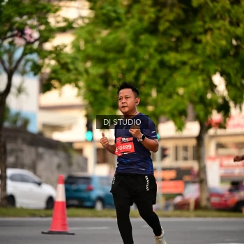 Runner Photo 4123663