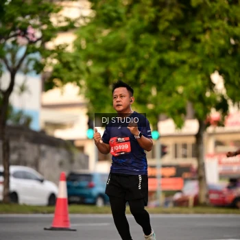 Runner Photo 4123664