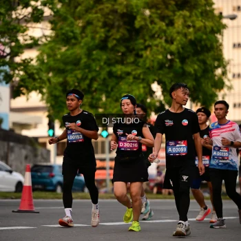 Runner Photo 4123665
