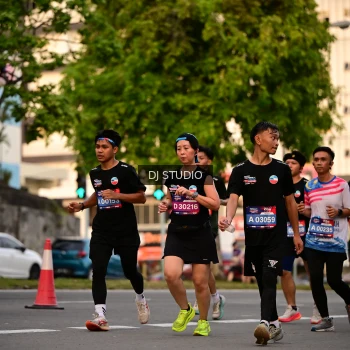 Runner Photo 4123668