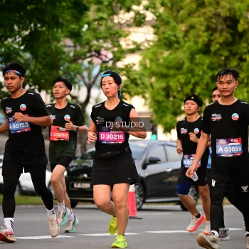 Runner Photo 4123675