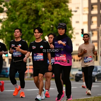 Runner Photo 4123694