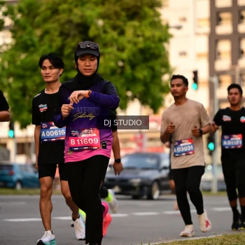 Runner Photo 4123703