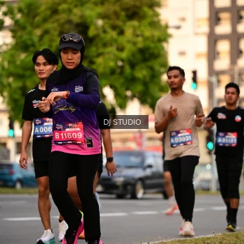 Runner Photo 4123704