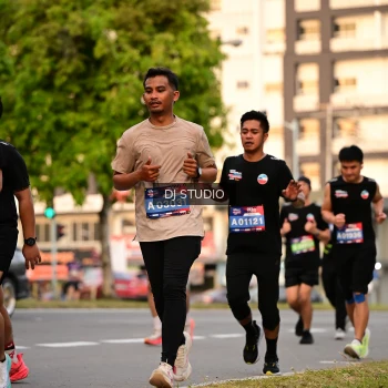 Runner Photo 4123711