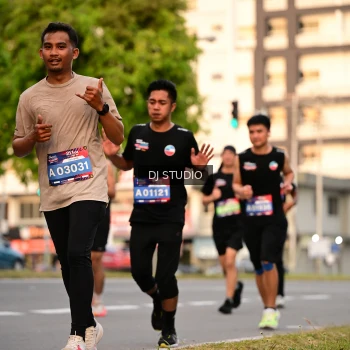 Runner Photo 4123712