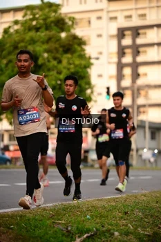 Runner Photo 4123715