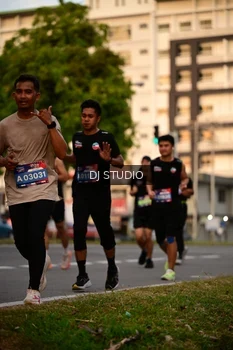 Runner Photo 4123718