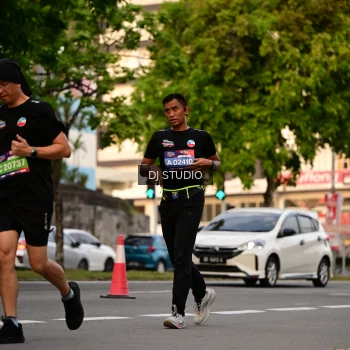 Runner Photo 4123736