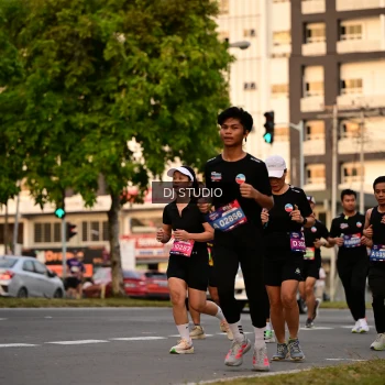 Runner Photo 4123743